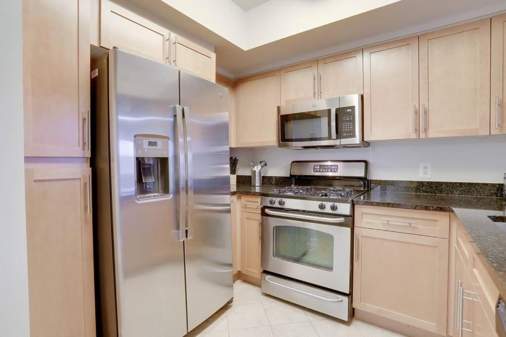 Bright And Cozy Apartment Near Pentagon City Арлінгтон Екстер'єр фото